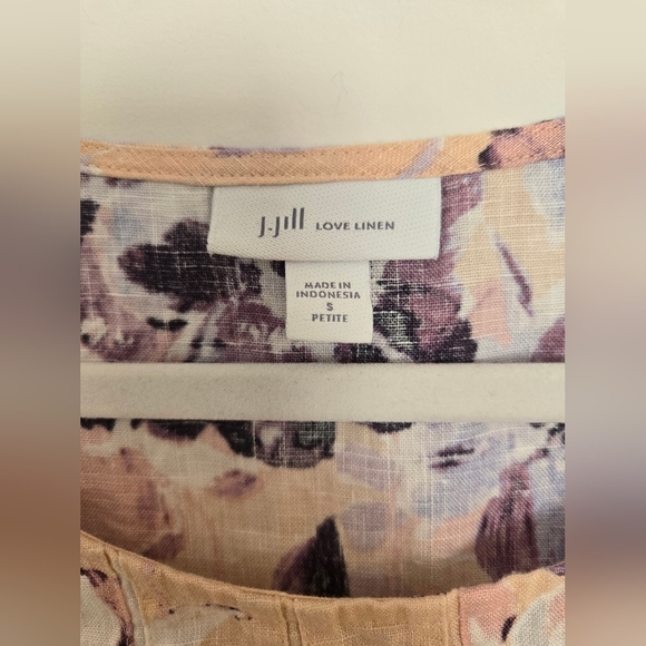 J. Jill Love Linen Floral Short Sleeve Dress purple and cream | Small Petite - Picture 2 of 5